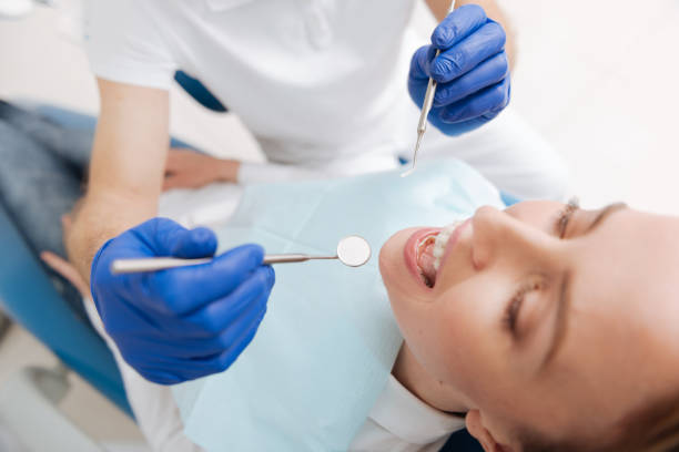 Best Tooth Extraction  in Grandview, IL